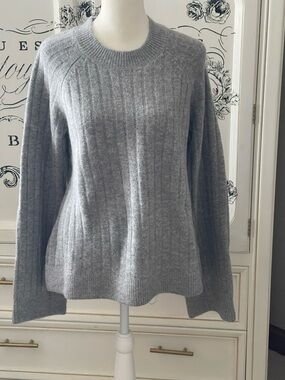 Classic Gray Ribbed Crewneck Sweater - Women's